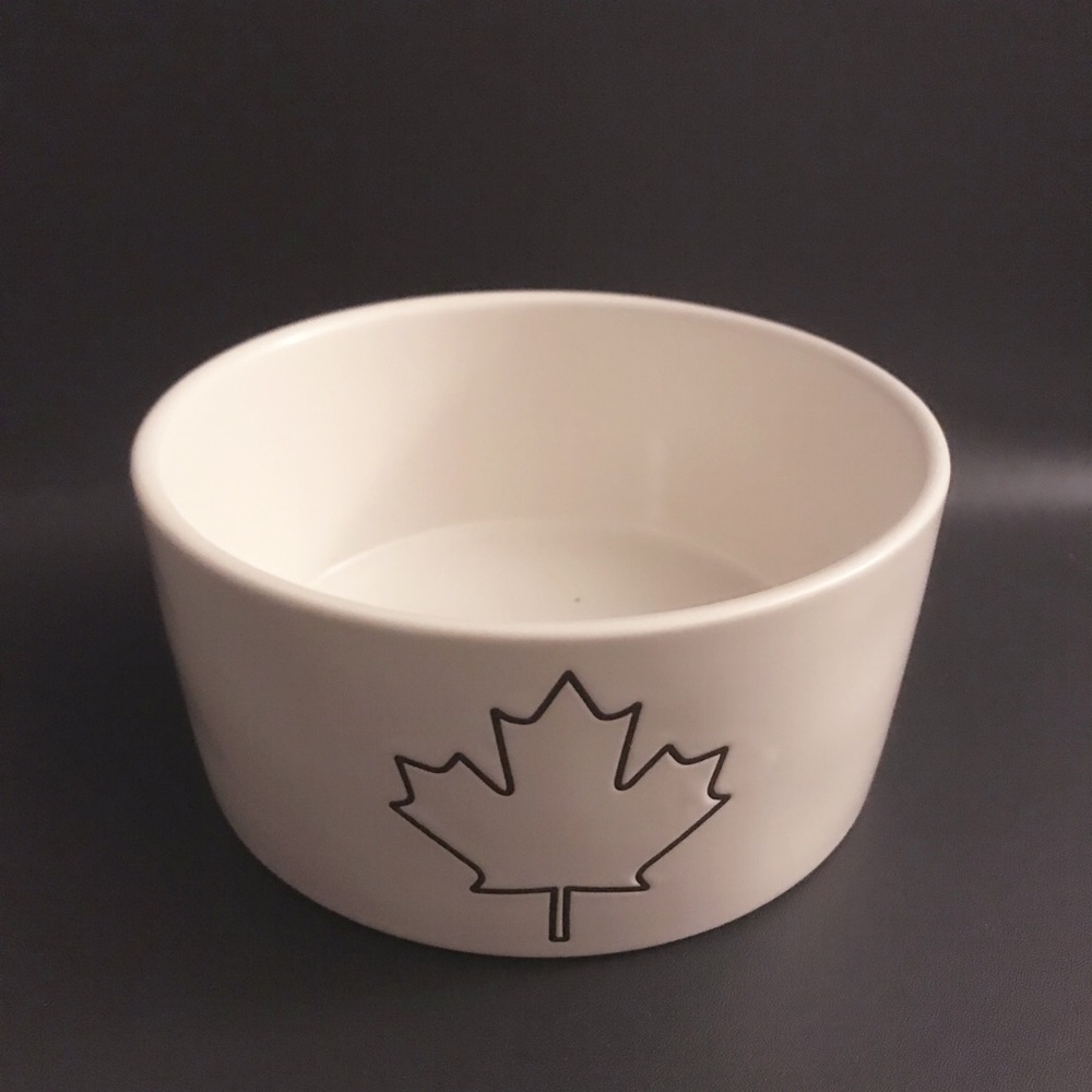 Rae Dunn Maple Leaf Dog Bowl (Canadian Exclusive)